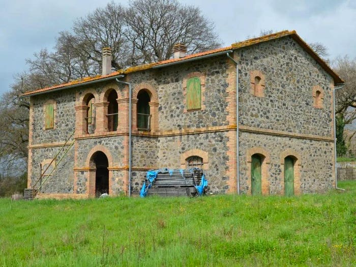 Casa con 6 locali in vendita in Urb Santa Chiara Coste Lago Capobianco, Montefiascone
