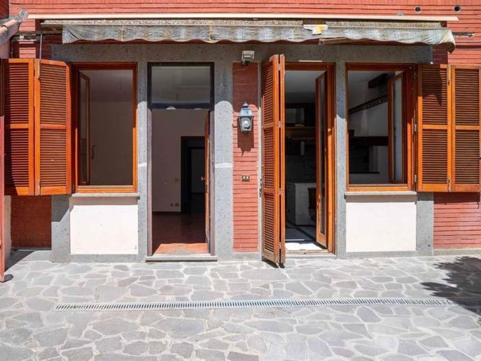 Appartamento quadrilocale in vendita in Via Nino Bixio, Frascati