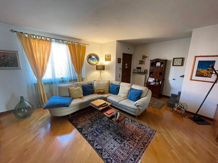 Casa con 6 locali in vendita in Novi Ligure