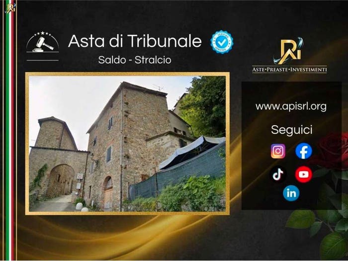 Appartamento trilocale in vendita in Via Nuova del Borgo, Centro, Castelnuovo di Val di Cecina