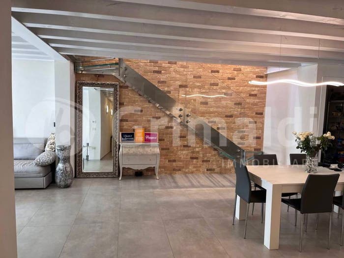 Appartamento quadrilocale in vendita in Via Vicenza, San Giuseppe San Giovanni, Padova