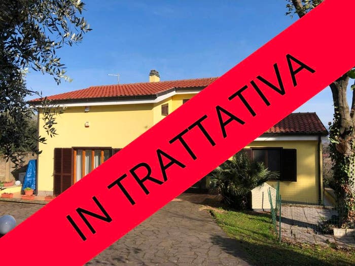 Casa con 6 locali in vendita in Via dei Mattei, Colonna
