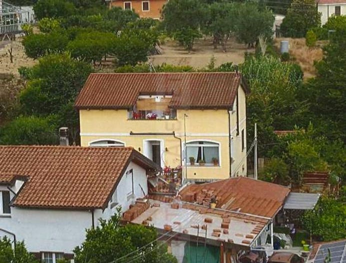 Casa con 6 locali in vendita in Via San Simone San Fedele, San Fedele Lusignano, Albenga