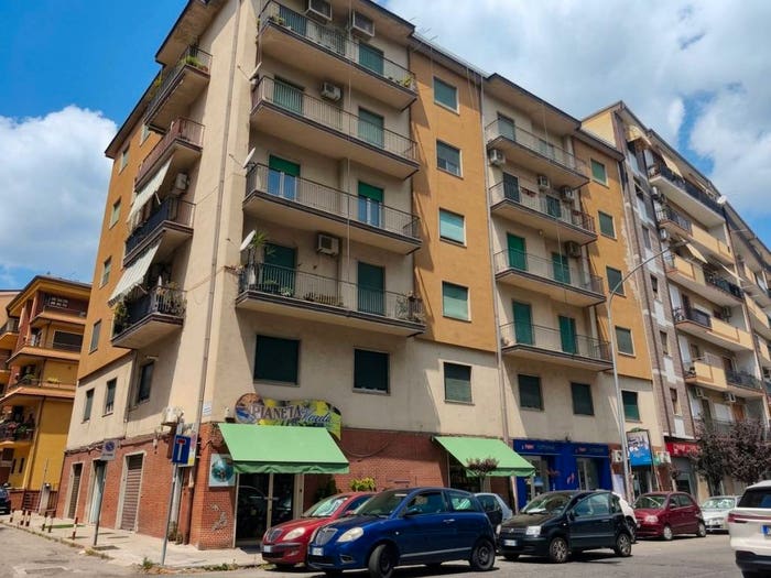 Appartamento con 5 locali in vendita in Traversa Antonio Bandiera, Centro, Cosenza
