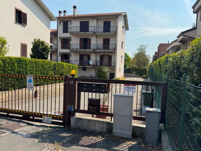Appartamento trilocale in vendita in Via dei Bersaglieri, Centro, Brembate