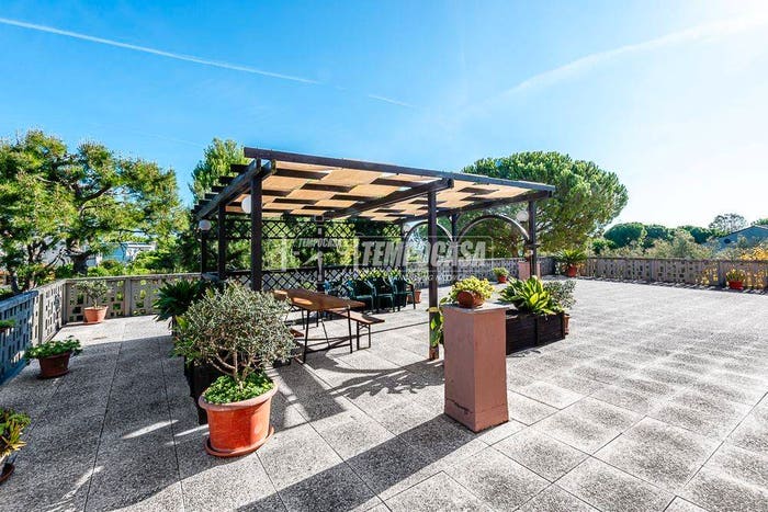Appartamento trilocale in vendita in Via loreto, Marcelli, Numana