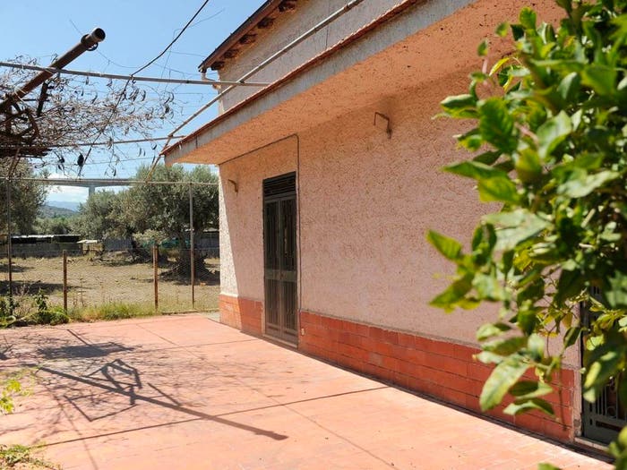 Casa con 5 locali in vendita in Contrada Furiano, Acquedolci