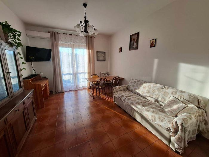 Appartamento quadrilocale in vendita in Via Neive, Baraccone, Castagnito