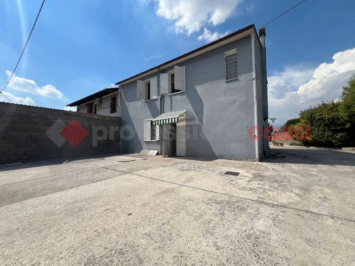 Casa con 6 locali in vendita in Via casotti, Isola Rizza