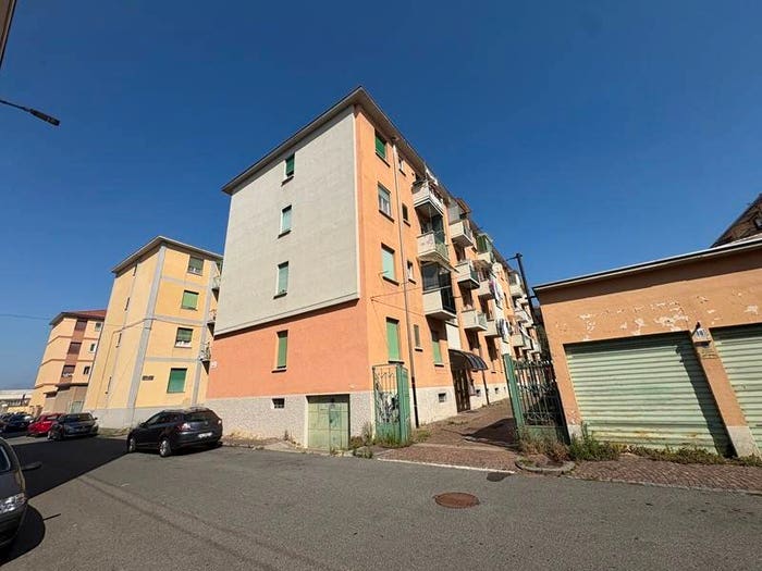 Appartamento trilocale in vendita in Via Toscana, Masarone, Biella