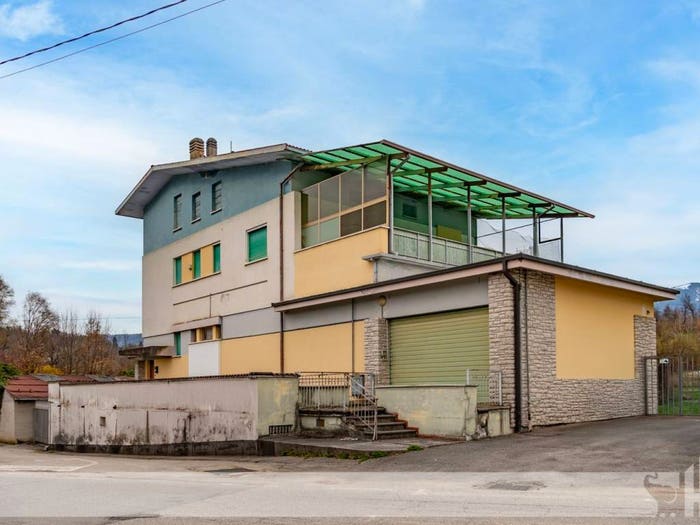Casa con 6 locali in vendita in Via Visome, Visome, Belluno