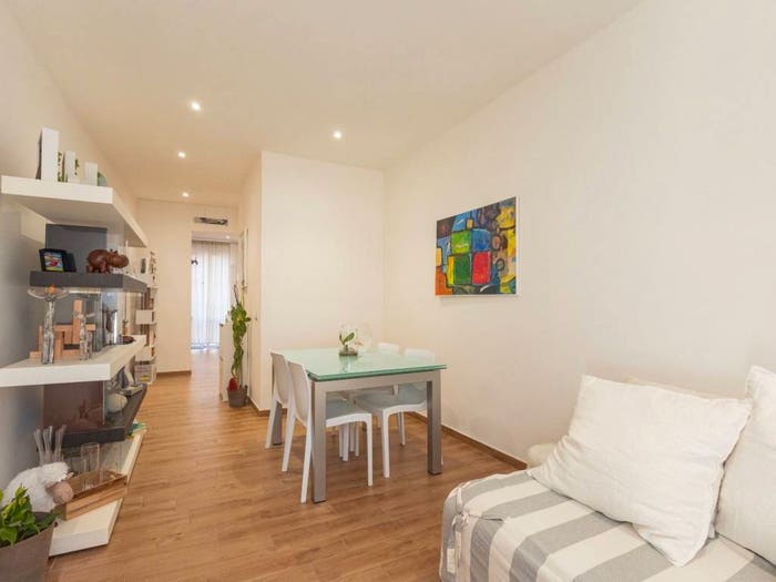 Appartamento con 6 locali in vendita in Via Col di Lana, Porta Mortara, Novara