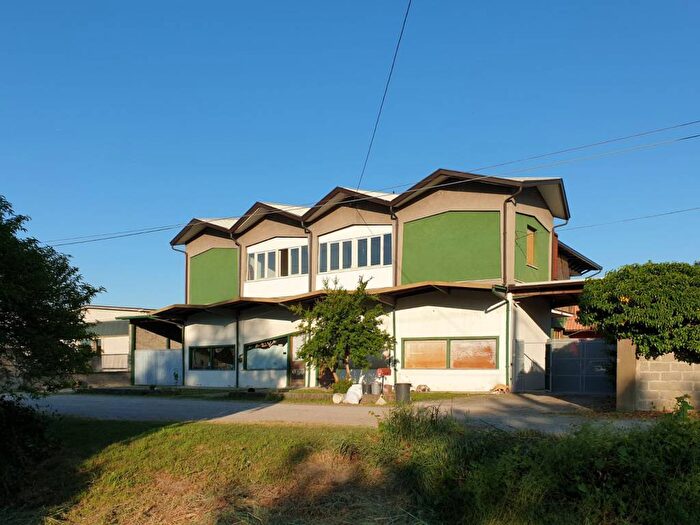 Casa in vendita in Cascina Santa Maria, Maleo