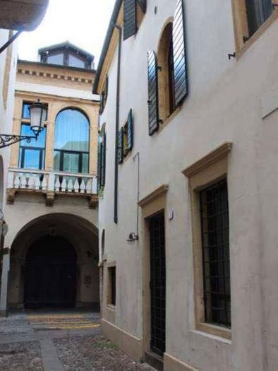 Appartamento quadrilocale in vendita in Via vescovado, Piazze Duomo, Padova