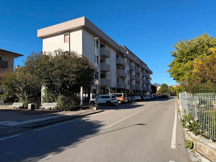 Appartamento quadrilocale in vendita in Via Vittorio Betteloni, Bussolengo