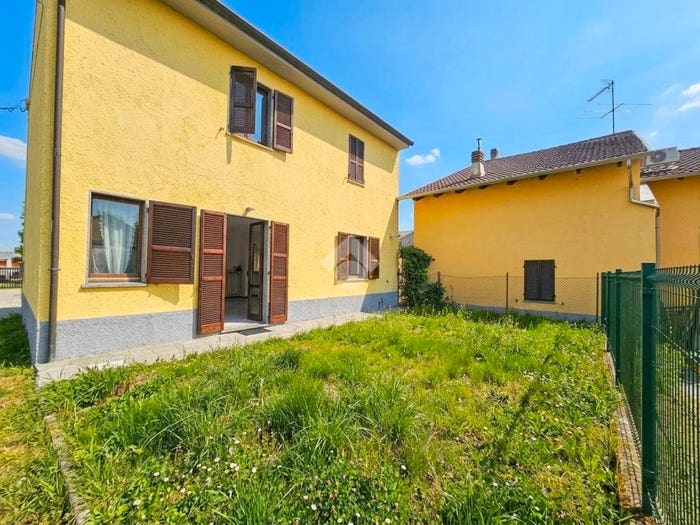 Casa con 5 locali in vendita in Via Milano, Bosco Marengo