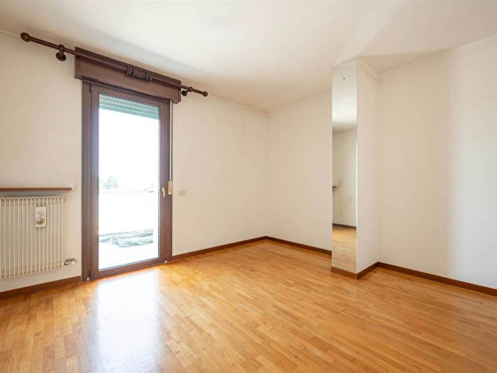 Appartamento quadrilocale in vendita in VIA DON L STURZO, Centro, Trebaseleghe