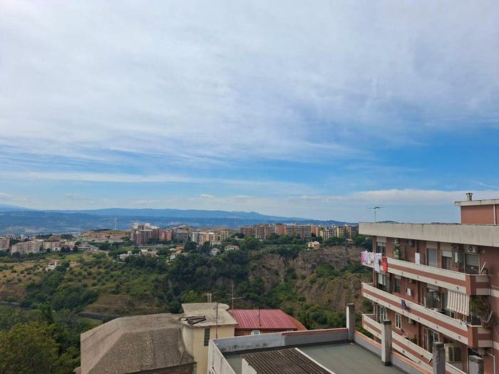 Appartamento quadrilocale in vendita in Via Carlo Quinto, Centro Storico, Catanzaro