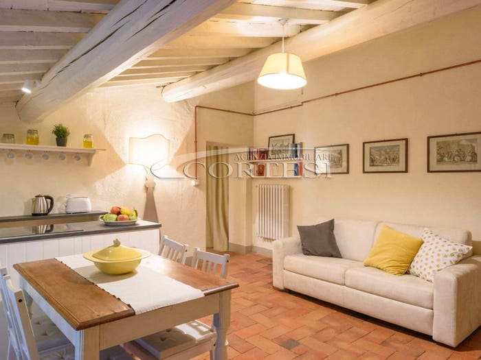 Appartamento trilocale in vendita in Località LA SCHEGGIA, Centro, Anghiari