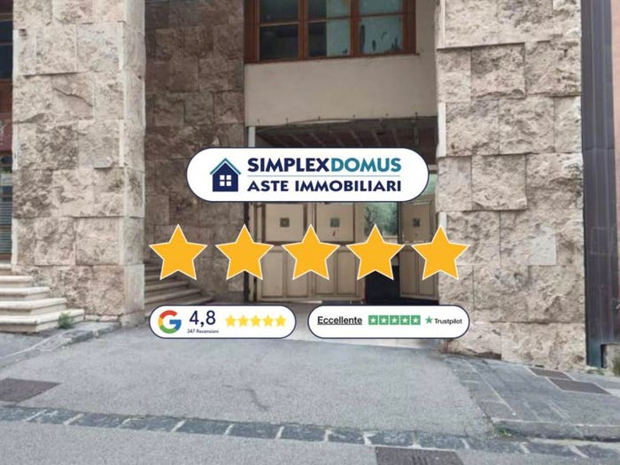 Appartamento con 5 locali in vendita in Piazza della Libertà, Emanuele II C Colombo Morelli e Silvati, Avellino