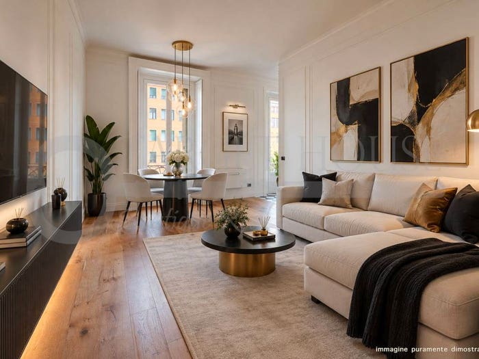 Appartamento trilocale in vendita in Viale Gian Galeazzo, Ticinese, Milano