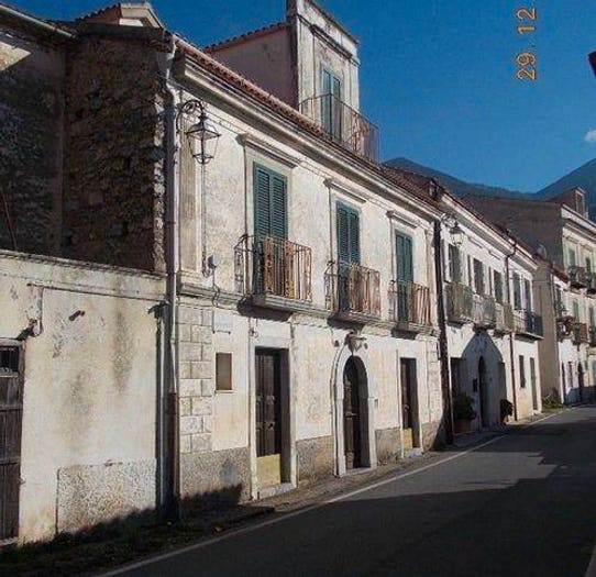 Appartamento con 6 locali in vendita in Via Acquafredda Nitti, Acquafredda, Maratea
