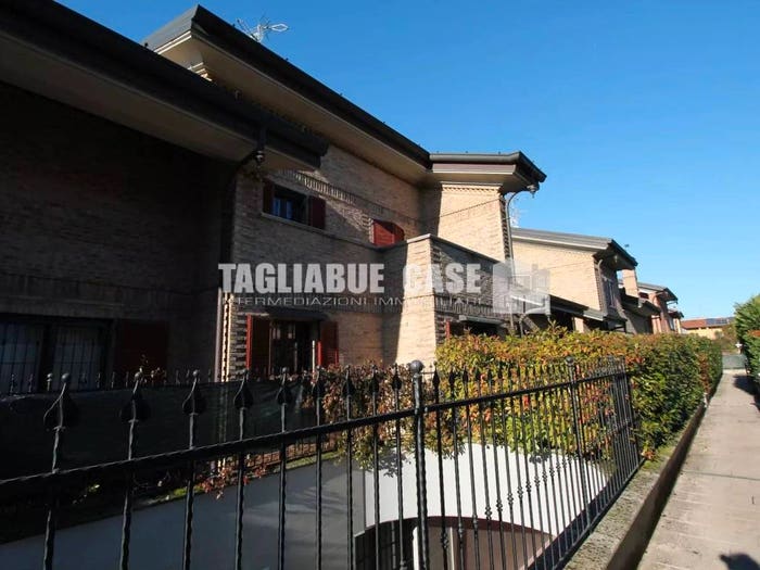 Appartamento trilocale in vendita in Via Sesto San Giovanni, Villaggio Ambrosiano Battiloca, Paderno Dugnano