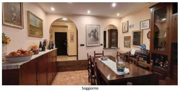 Appartamento con 5 locali in vendita in VIA FEREGGIANO, Marassi, Genova