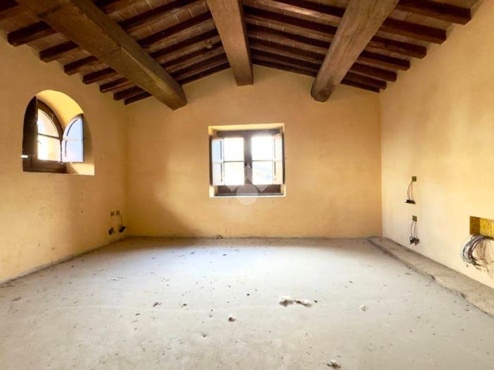 Casa con 5 locali in vendita in VOCABOLO PETTINARO, Città di Castello