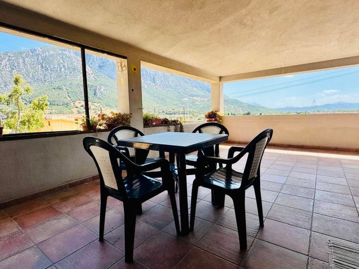 Casa con 5 locali in vendita in Via Grazia Deledda, Onifai