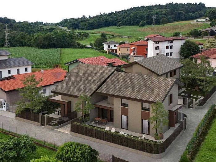 Casa con 5 locali in vendita in Via cesarina monti, Centro, Arcisate