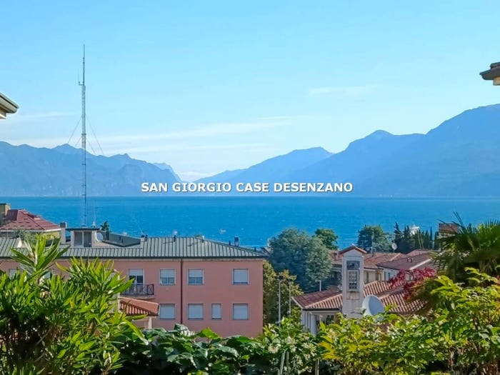 Casa con 6 locali in vendita in Desenzano Centro, Desenzano del Garda