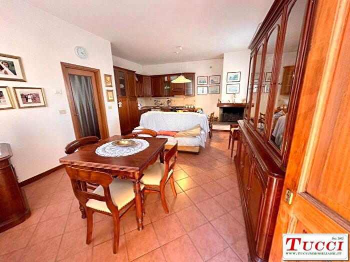 Appartamento trilocale in vendita in Via Castelnuovo, Cantagrillo Casalguidi, Serravalle Pistoiese