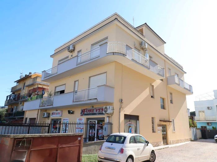 Appartamento bilocale in vendita in Via Ardeatina, Lavinio Mare, Anzio