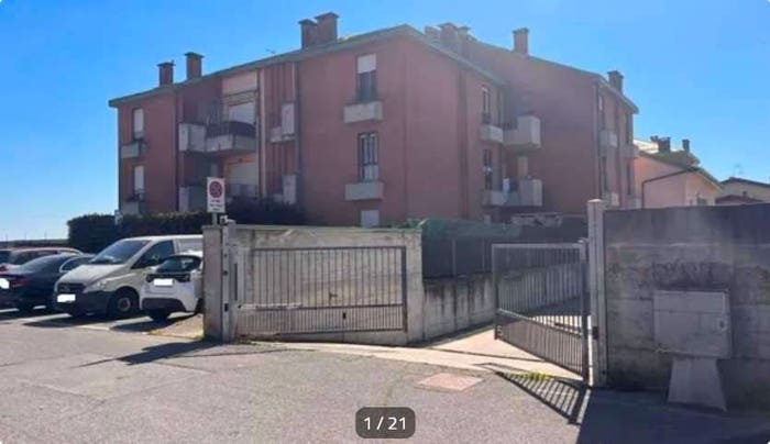 Appartamento trilocale in vendita in Centro, Caselle Lurani