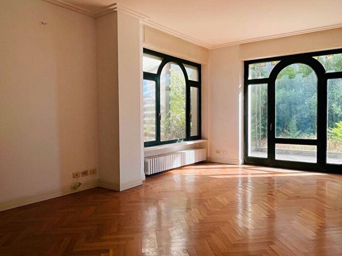 Casa con 6 locali in vendita in Viale Trieste, Mare, Pesaro