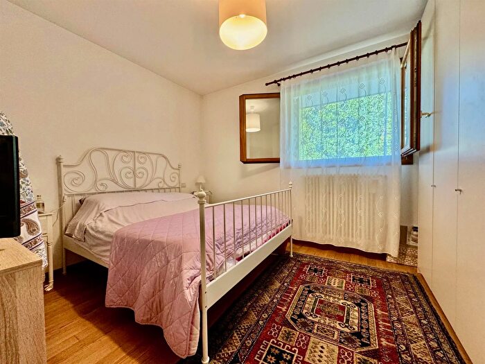 Appartamento trilocale in vendita in Via della Fonte, Venezia