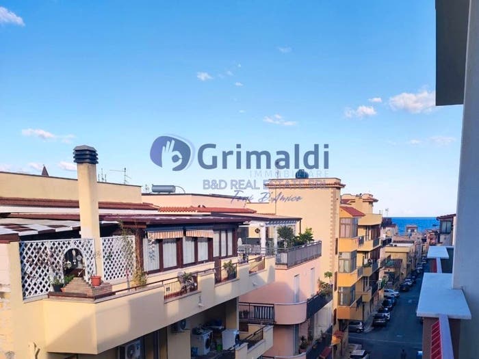 Appartamento trilocale in vendita in Via Marco Polo, Aspra, Bagheria