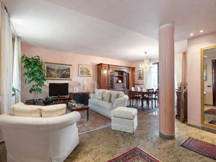 Casa con 5 locali in vendita in Via Modena, Canegrate