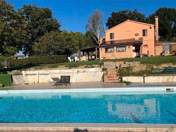 Casa con 5 locali in vendita in via Bisciano, Paterno, Ancona