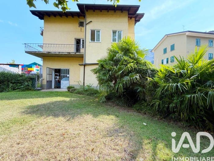 Casa con 6 locali in vendita in Via Delle Scuole, Centro, Mori