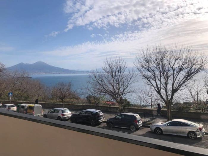 Appartamento con 6 locali in vendita in Via Francesco Petrarca, Posillipo, Napoli
