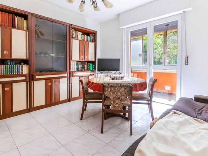 Appartamento trilocale in vendita in Via Cogne, Vialba, Milano