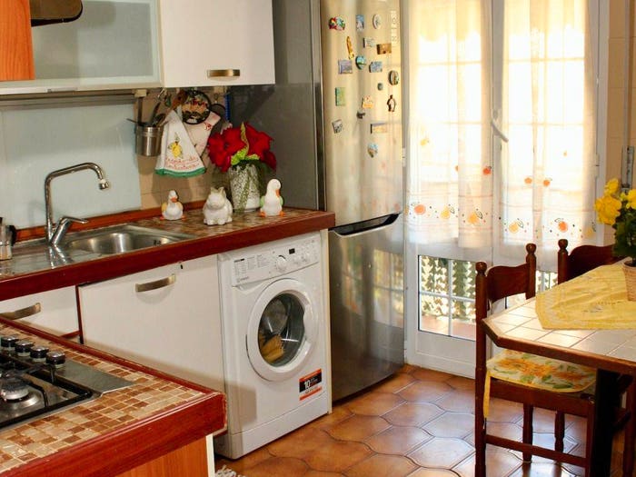 Appartamento quadrilocale in vendita in Viale dei Cipressi, Struppa, Genova