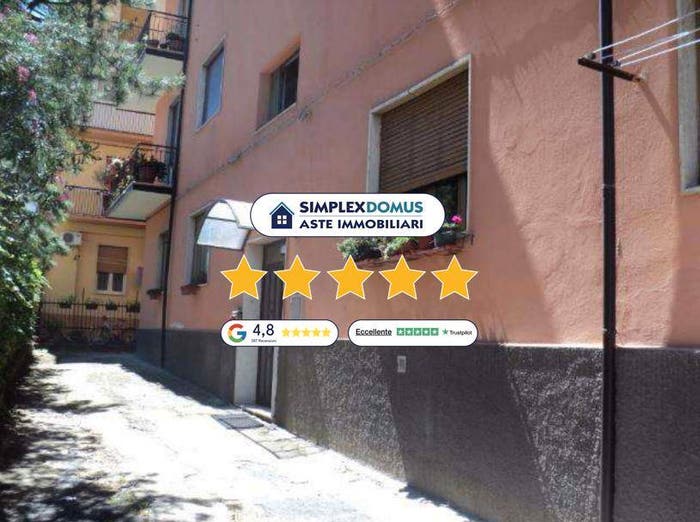 Appartamento quadrilocale in vendita in via Fratelli Cervi, Stadio Città, Cosenza