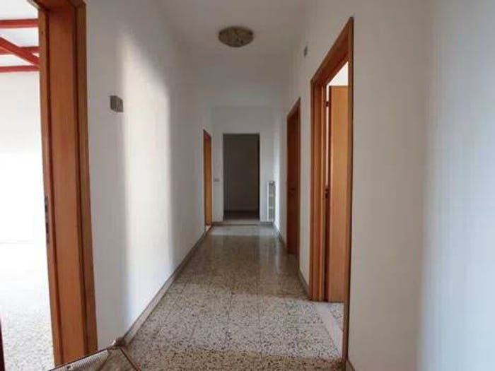 Appartamento con 5 locali in vendita in Via Jacopo Paolini, Castelfiorentino