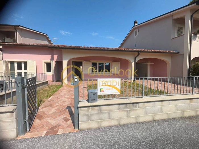 Casa con 6 locali in vendita in Via Giuseppe Giusti, San Frediano Nord San Casciano, Cascina