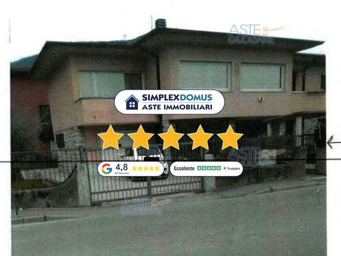 Appartamento con 5 locali in vendita in del Parco, Centro, Nave
