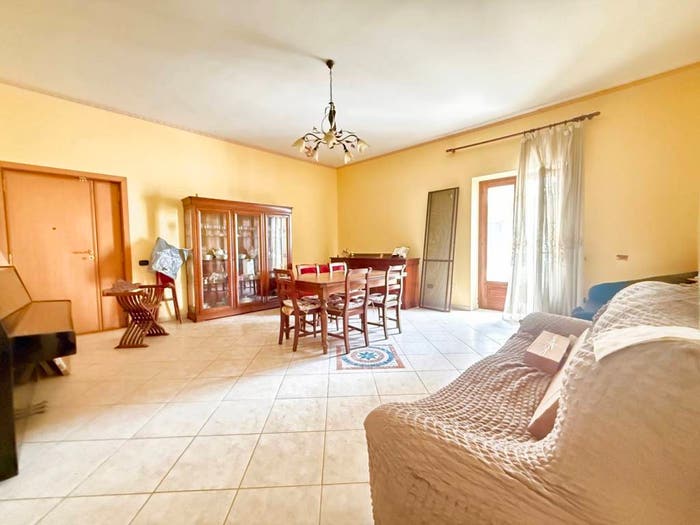 Appartamento quadrilocale in vendita in Via Clanio, Centro, Acerra