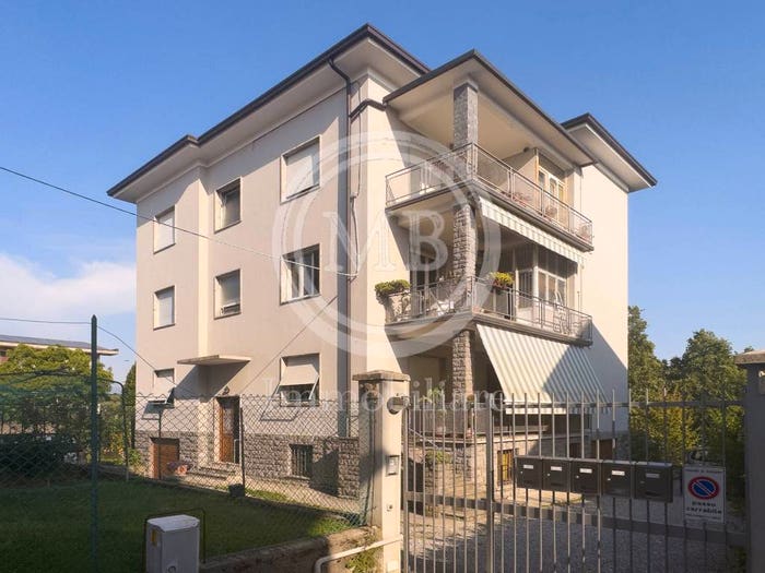 Appartamento trilocale in vendita in Via del Polaresco, Loreto, Bergamo